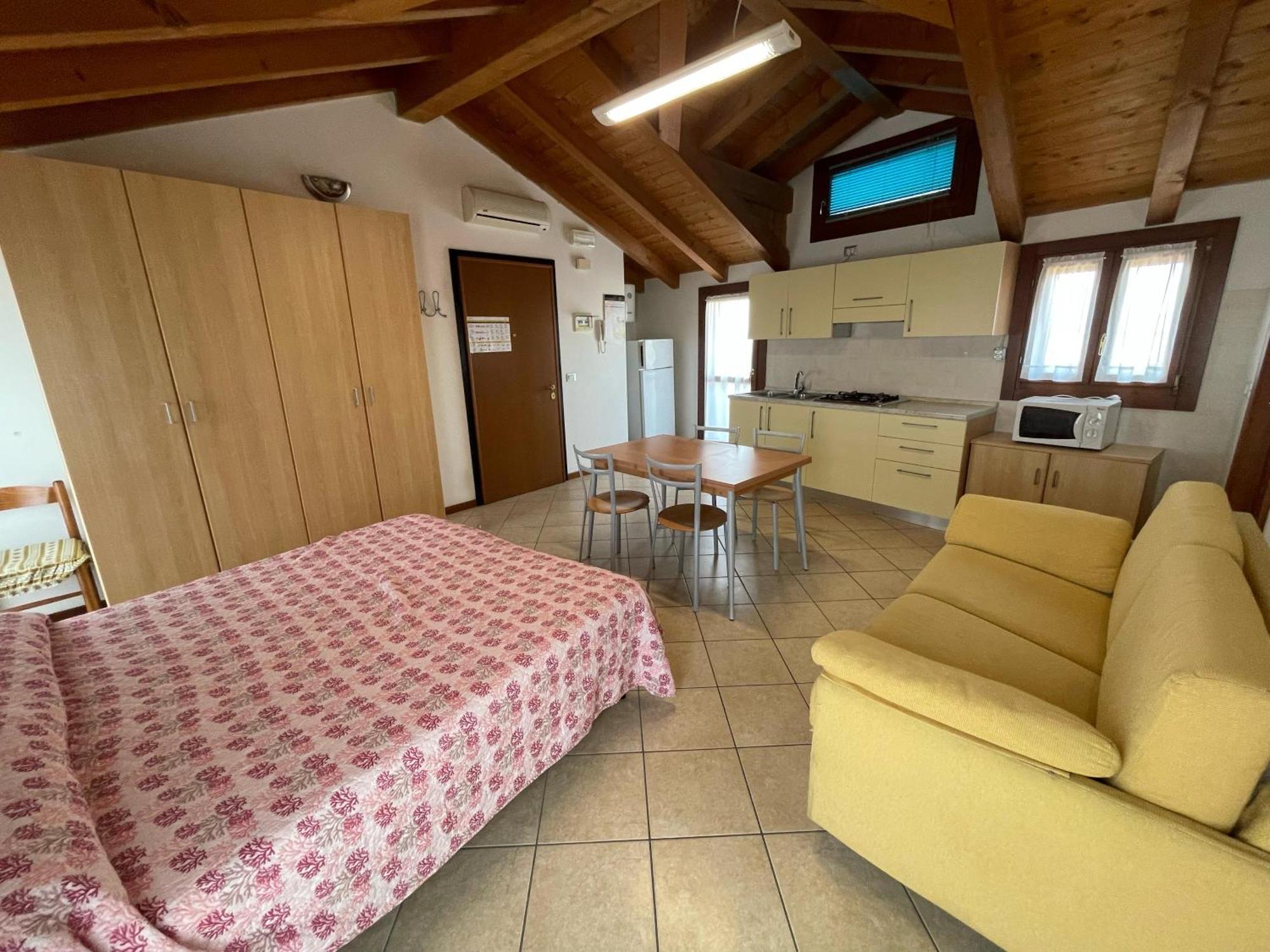 Residence Mediterraneo - Agenzia Cocal Caorle Bagian luar foto