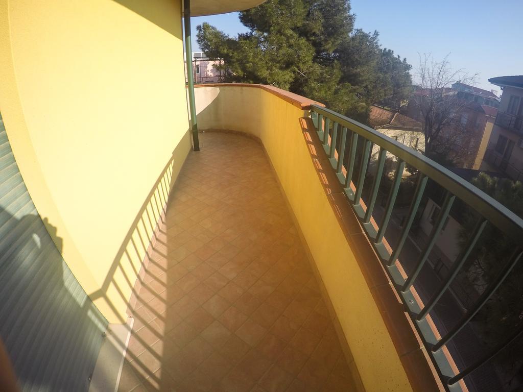 Residence Mediterraneo - Agenzia Cocal Caorle Ruang foto