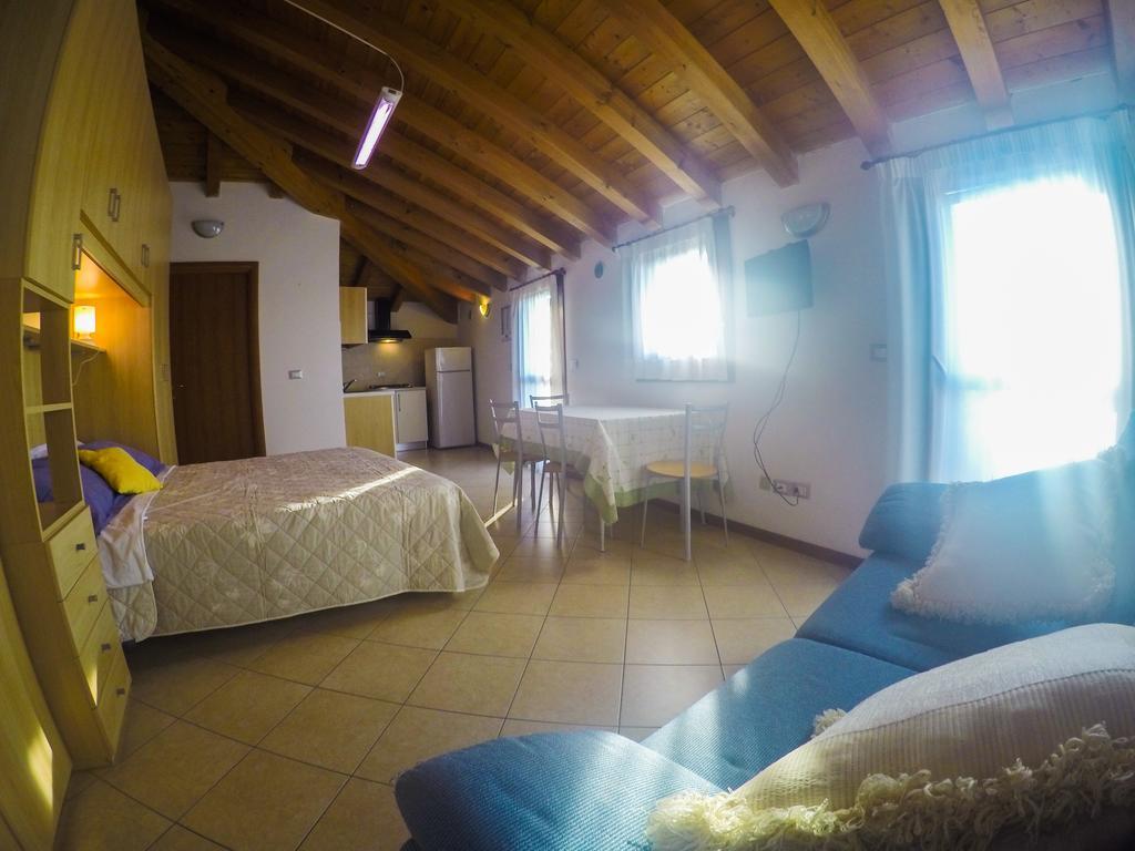 Residence Mediterraneo - Agenzia Cocal Caorle Ruang foto